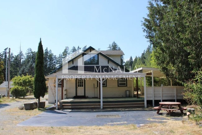 Building Photo - Spacious 3 Bedroom Home in the Heart of Gig Harbor