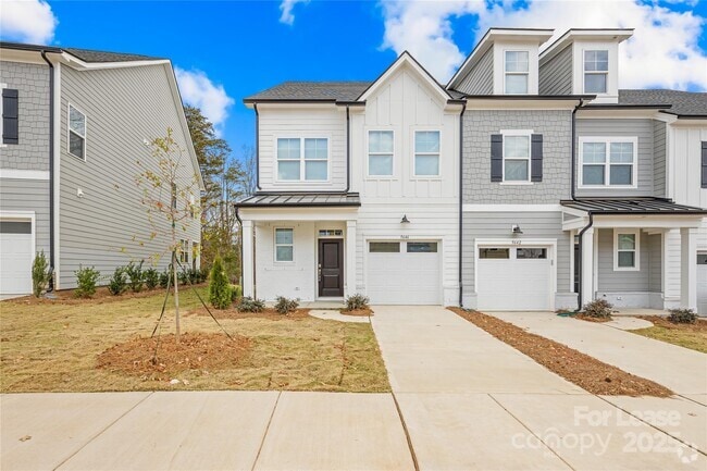 Building Photo - 9646 Munsing Dr Rental