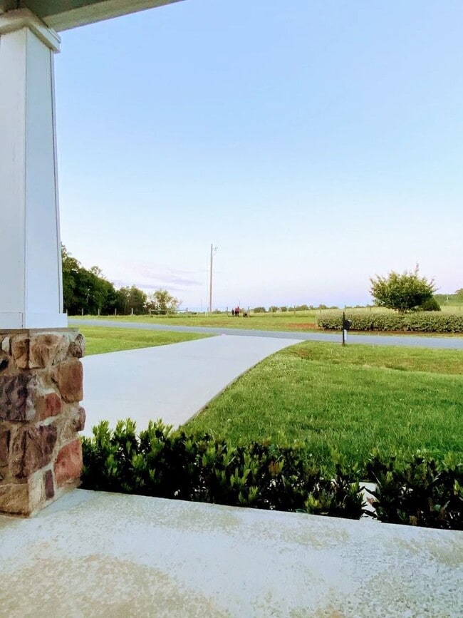 Photo - 4 Bedroom Home in Forest- COMING SOON!
