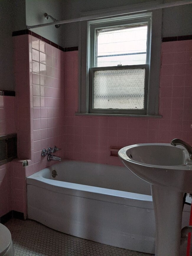 Photo - 2195 Springle St Unit 2197 Springle 2 (Lower)