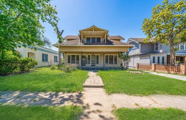 Photo - 204 Mt Vernon Ct