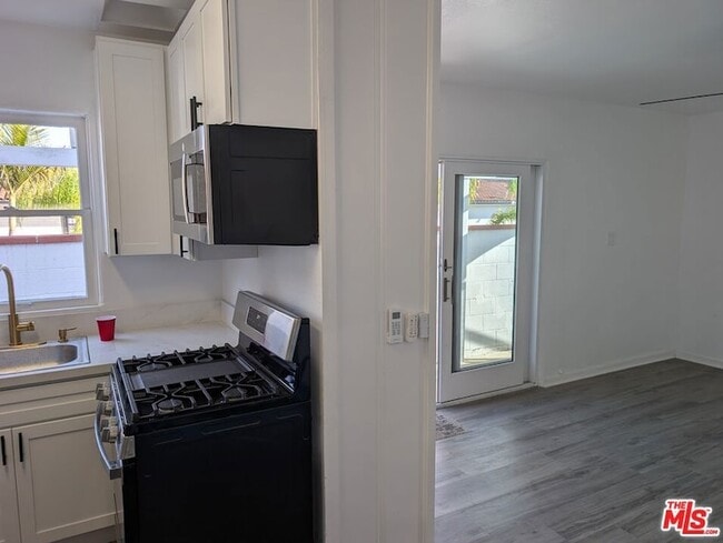 Photo - 1147 24th St