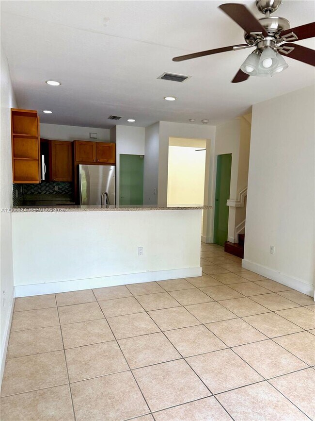 Photo - 10747 NW 76th Ln