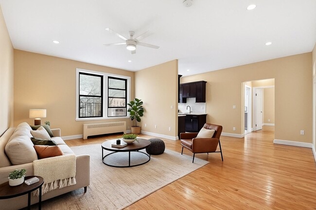 Building Photo - 6035 JFK Blvd E Unit C2