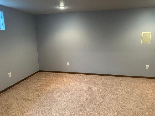 Photo - 3390 Canyon Dr Unidad D17