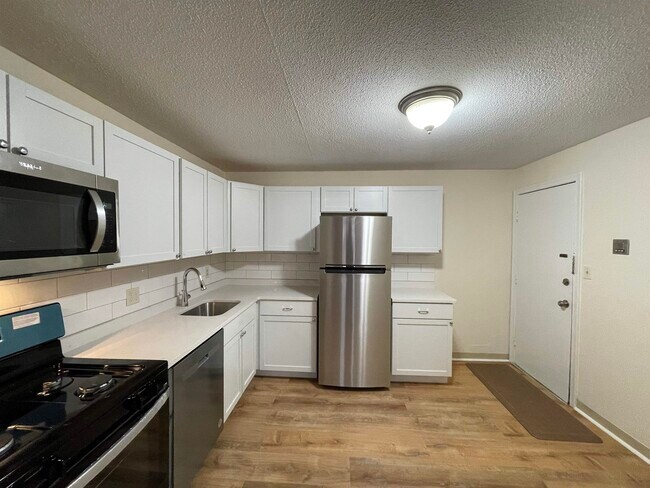 Photo - 1 Lancelot Court Apartment Unit 9