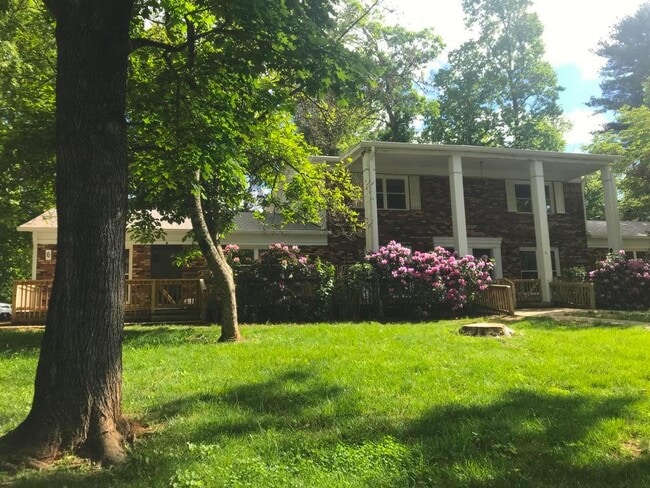 Photo - 6 Dogwood Ct