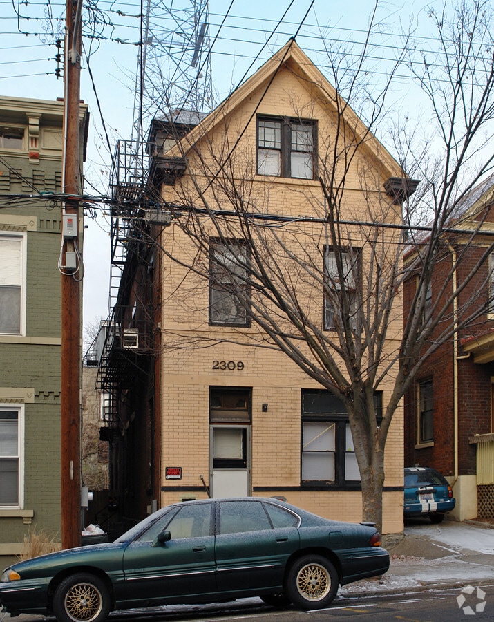 Photo - 2309 Clifton Ave