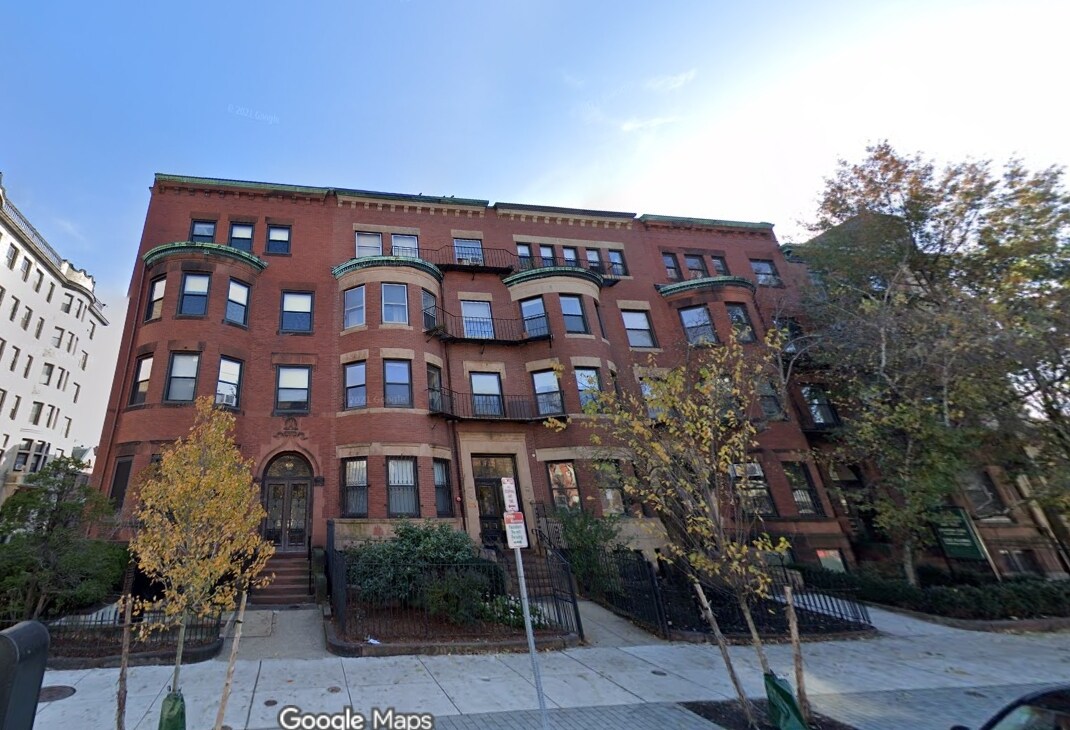 Photo - 867 Beacon St