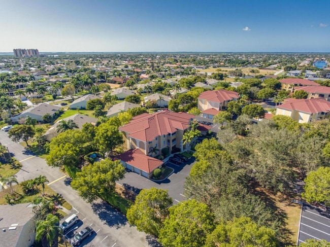 Photo - 1518 SW 50th St Unidad 301