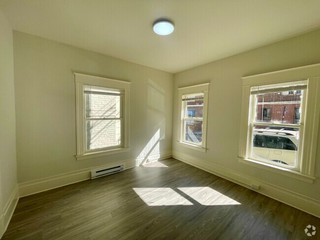 Building Photo - Ground floor Nob Hill 3BR + Office | Avail... Rental