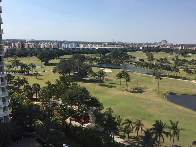 Photo - 1755 E Hallandale Beach Blvd Unidad 1001E Rental
