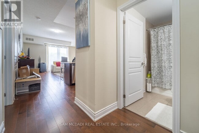 Photo - 3170 Erin Mills Pkwy Unité 234