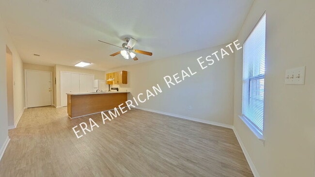 Photo - 122 Patton St