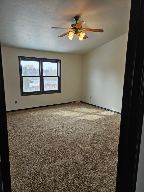 Photo - 2646 Finger Rd