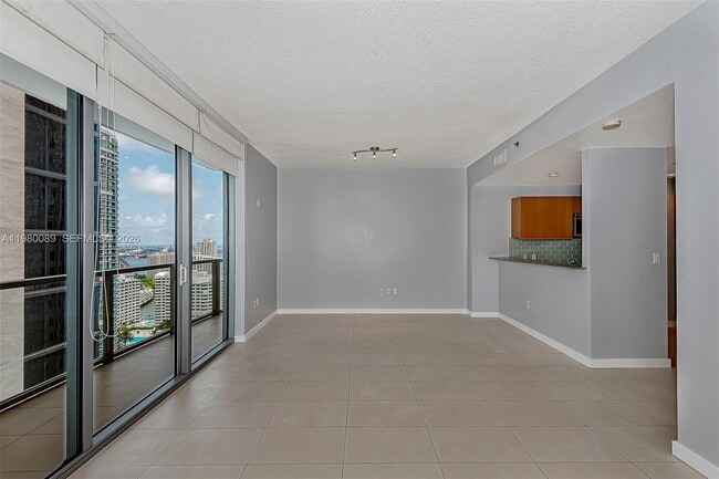 Photo - 1050 Brickell Ave Unit 2822