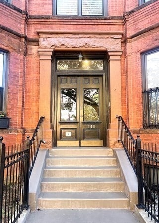 Photo - 140 Saint Botolph St Unit 3