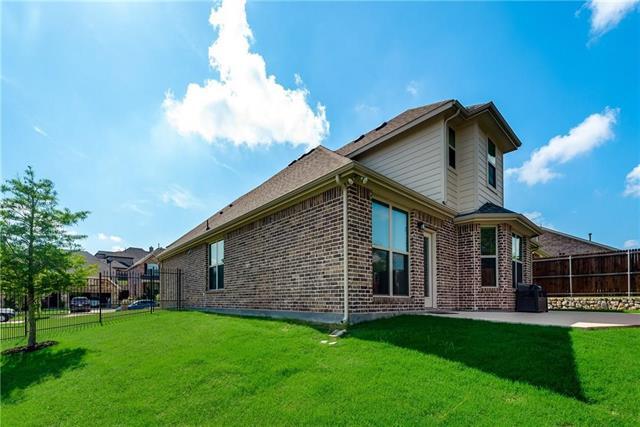 Photo - 1300 Poplar Dr