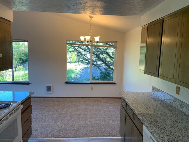 Photo - 2955 NW Glenridge Dr Unit 2965