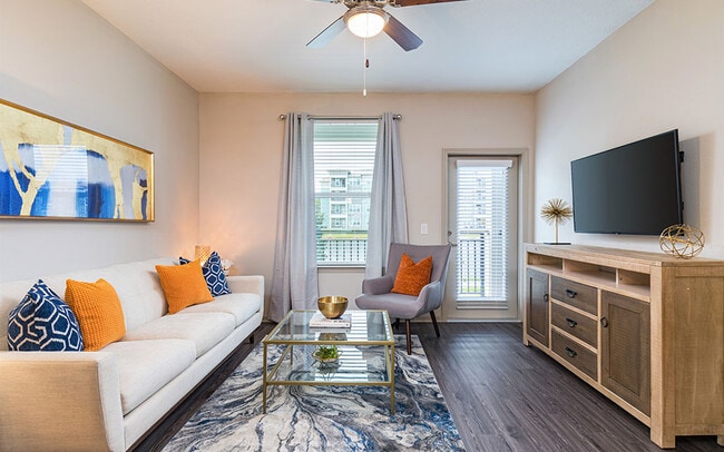 Photo - San Mateo Crossing