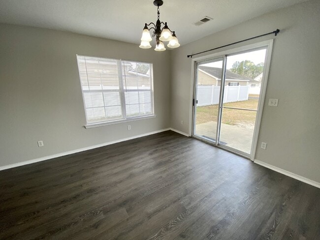 Photo - Three Bedroom, University Park Home!