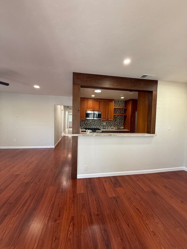 334 Roanoke Rd