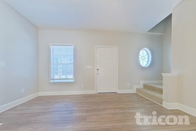 Photo - 134 Summer Pines Drive