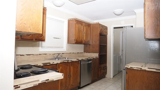 Photo - 1504 Citation Cir