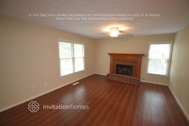 Photo - 83 Mill Pointe Pl