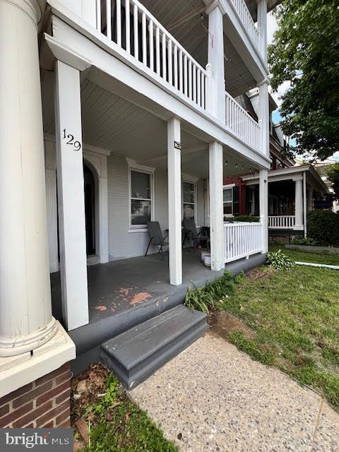 Building Photo - 129 W Miner St Rental