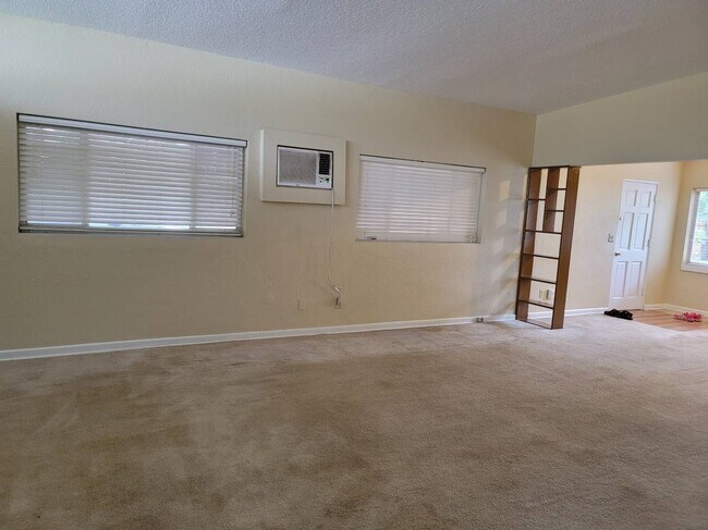 Photo - 1221 Berwyn Rd