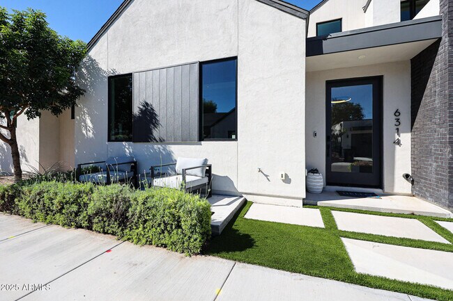 Photo - 6314 N 10th Dr