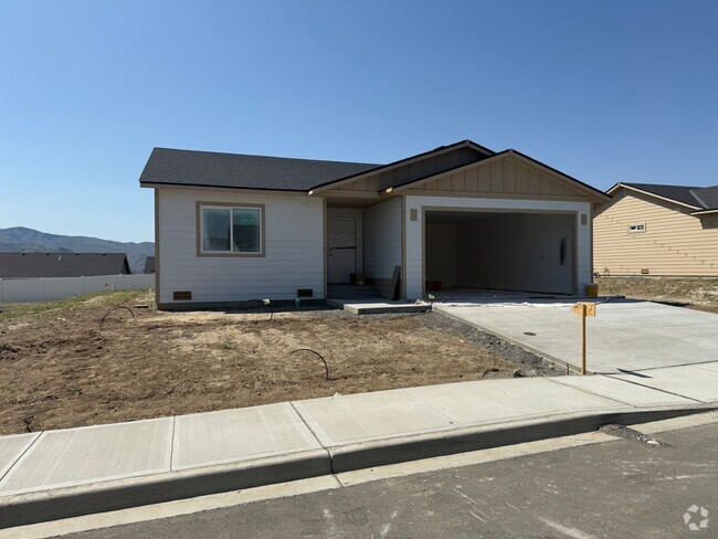 Building Photo - New Construction 3 bed, 2 bath! Rental