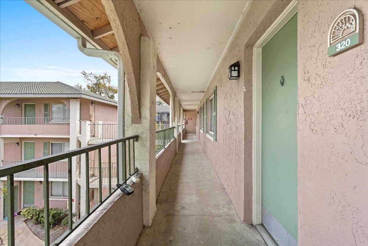 Photo - 115 Oyster Bay Cir #320, Altamonte Springs, FL 32701