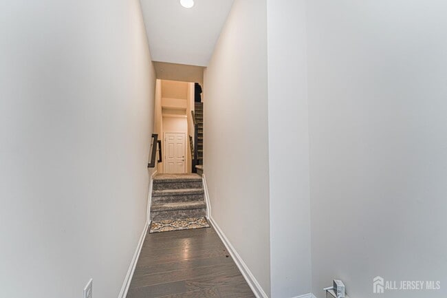 Photo - 307 Peyton Pl