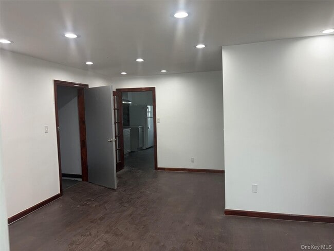 Photo - 107-05 Rockaway Blvd