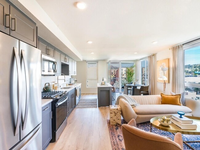 Studio, 1-, 2-, and 3-bedroom apartment homes with premium layouts available cater to diverse housing needs.
