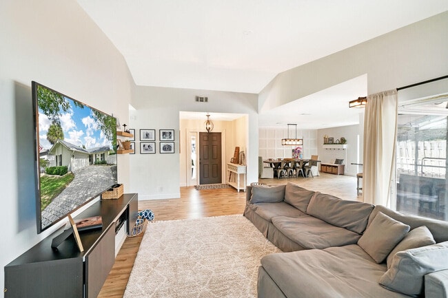 Photo - 3048 NW 25th Way