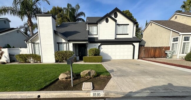 Building Photo - 1816 E Frederick Ave