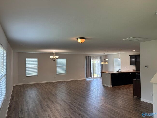 Photo - 101 Winstead Cir