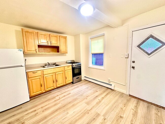 Photo - 813 7th St Unit 1