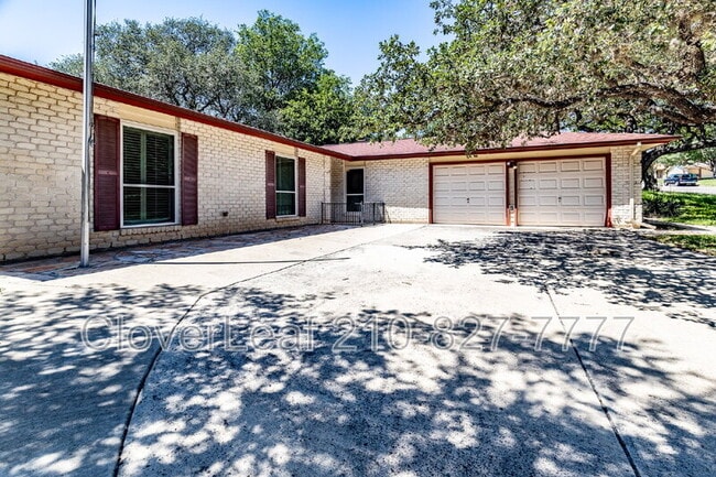 Photo - 8246 Phoenix Ave