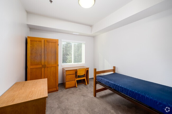 4BR, 2BA - 1,228SF - Bedroom