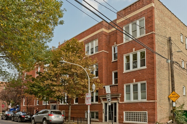 Building Photo - 2715 N Sawyer Ave Rental