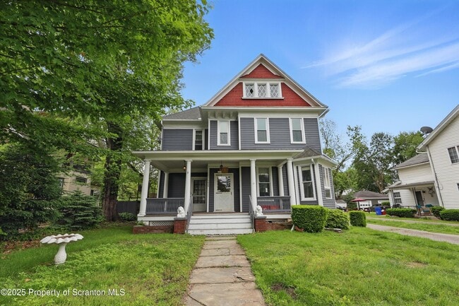 Photo - 1638 Sanderson Ave Apartment