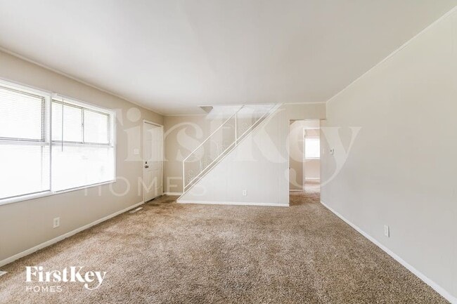 Photo - 6021 42nd St