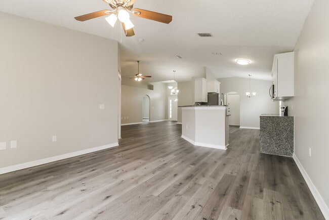 Photo - 181 Cedar Ridge Ln