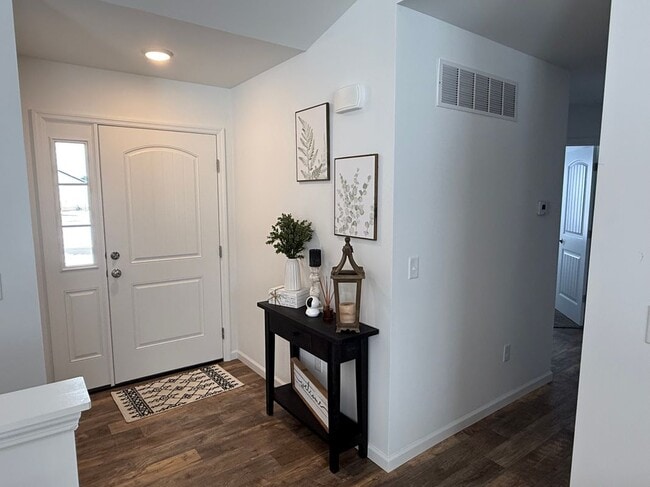 Photo - 172 Bombadill Blvd