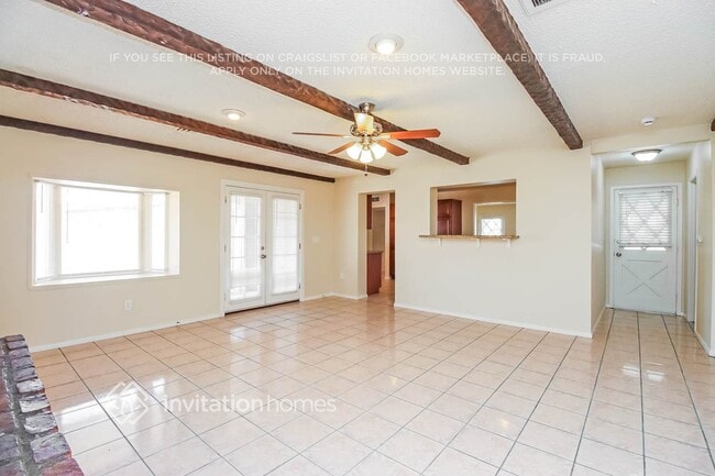 Photo - 461 N Kirchoff