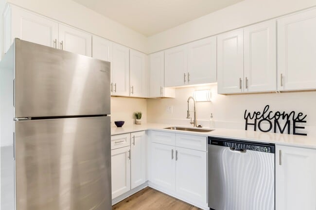 Photo - West Royal Apartments